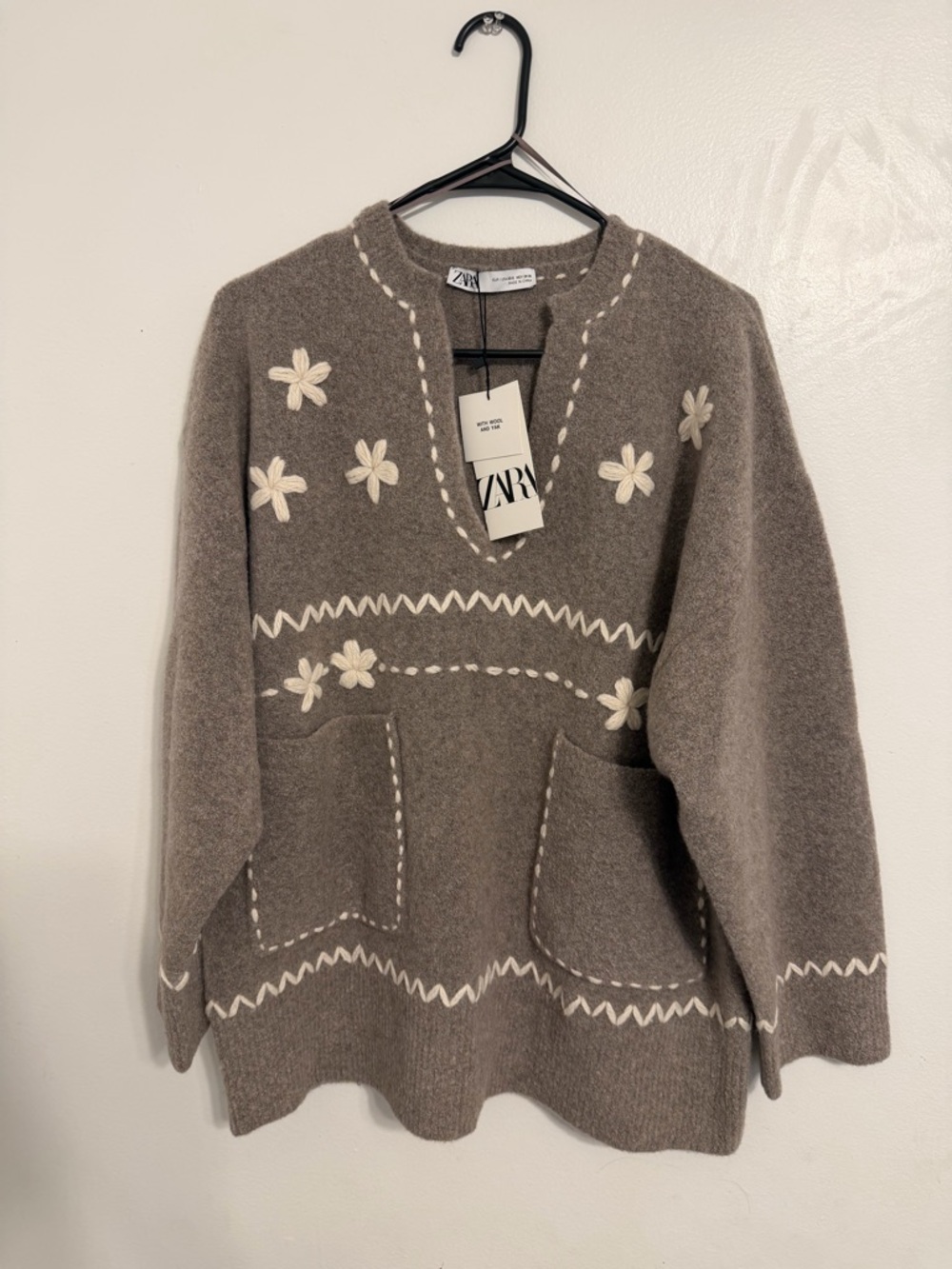 ZARA Taupe V-Neck Sweater with Cream Floral Embroidery